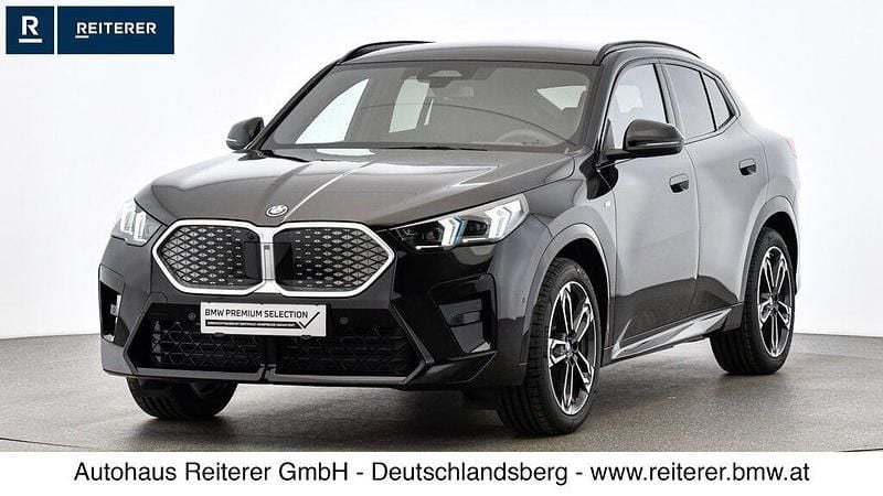 Gebraucht BMW iX2 Shadowline 150 kW (204 PS) 2025 Saphirschwarz SUV