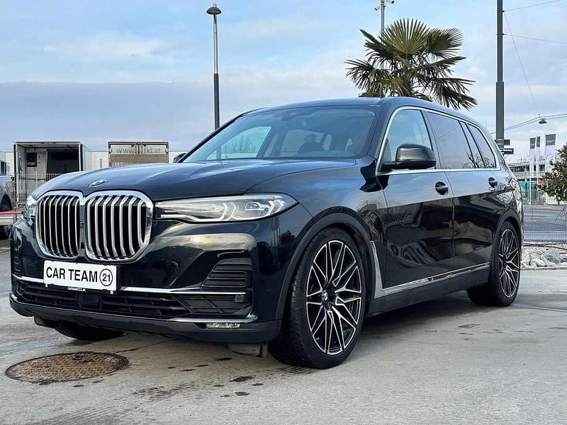 Gebraucht BMW X7 Sport Line 265 PS (194 kW) 2021 Schwarz SUV