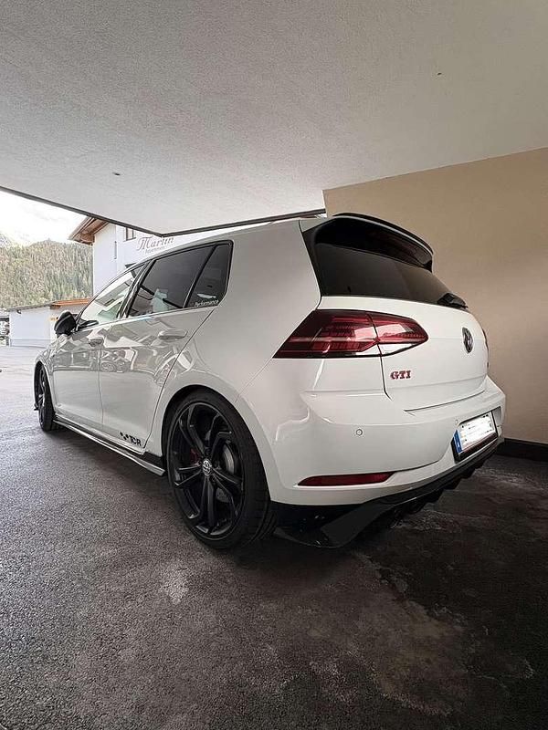 Gebraucht VW Golf VII GTI 290 PS (213 kW) 2019 Weiß Limousine