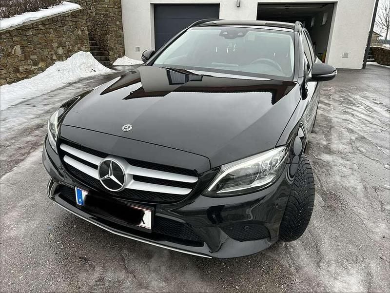 Gebraucht Mercedes C200 160 PS (117 kW) 2020 Schwarz Kombi
