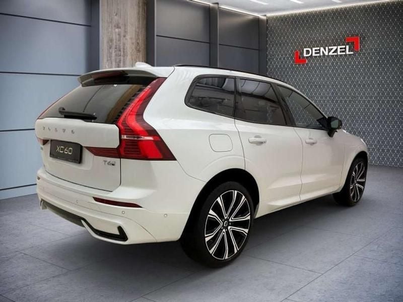 Gebraucht Volvo XC60 Plus 398 PS (292 kW) 2024 Weiß SUV