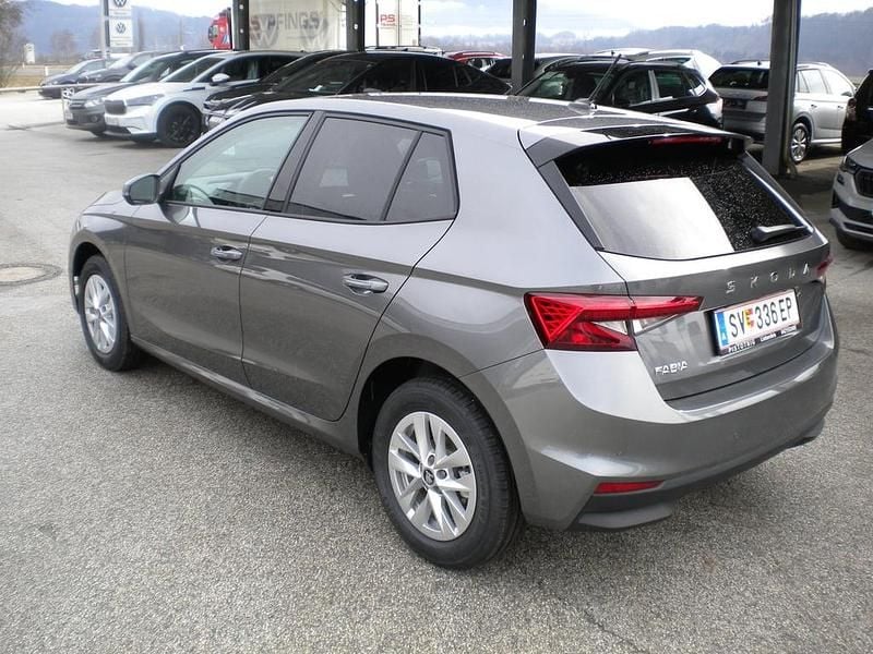 Neu Skoda Fabia Selection 95 PS (69 kW) 2026 Mittelgrau  metallic Kleinwagen