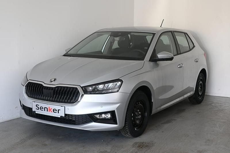 Neu Skoda Fabia Selection 80 PS (58 kW) 2026 Silber  metallic