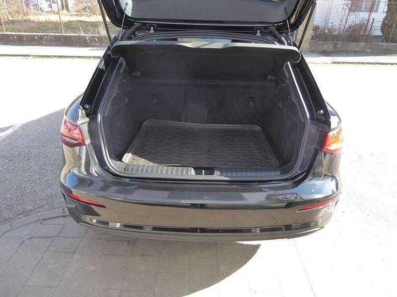 Gebraucht Audi A3 116 PS (85 kW) 2020 Schwarz Limousine