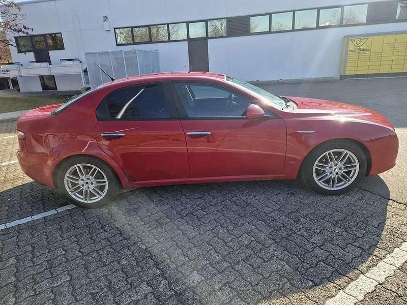 Gebraucht Alfa Romeo 159 185 PS (136 kW) 2008 Rot Limousine