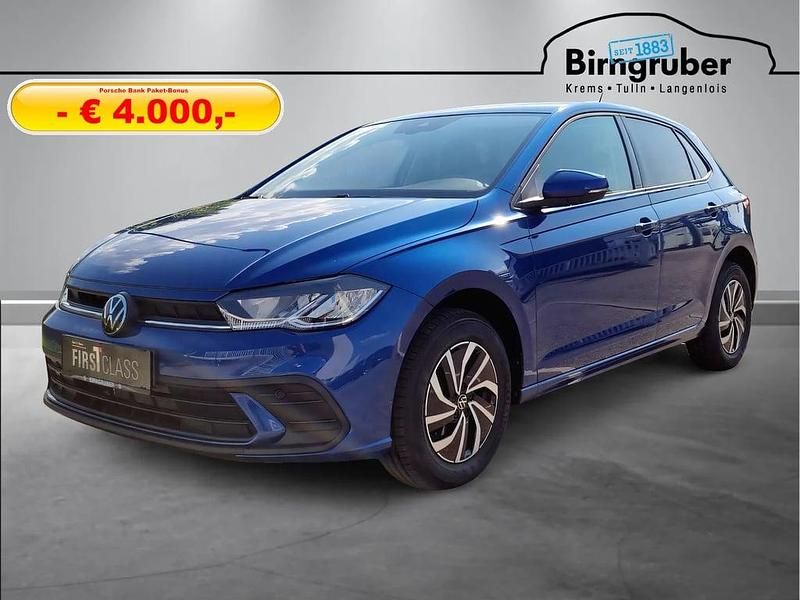 Dunkelblau metallic Gebraucht 2024 VW Polo Limousine | € 24.470 (Teuer) - Bild 1/4