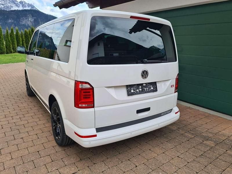 Gebraucht VW Multivan Trendline 102 PS (75 kW) 2018 Weiß Van