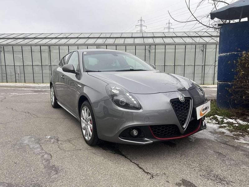 Grau Gebraucht 2016 Alfa Romeo Giulietta Super Limousine | € 12.990 (Fairer Preis) - Bild 1/4
