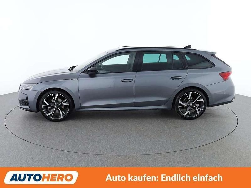 Gebraucht Skoda Octavia SportLine 150 PS (110 kW) 2024 Grau Kombi