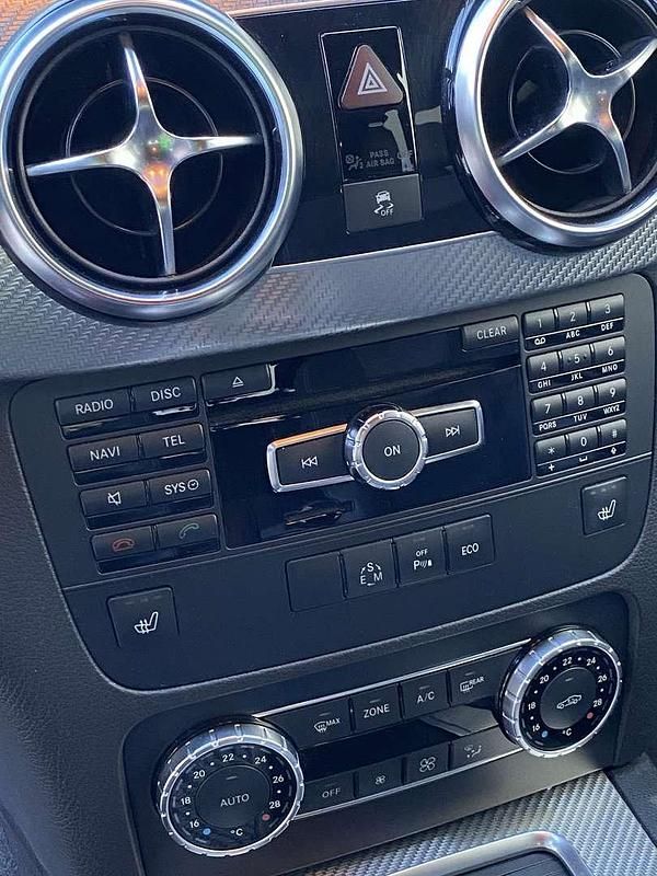 Gebraucht Mercedes GLK220 Edition 170 PS (125 kW) 2014 Grau SUV