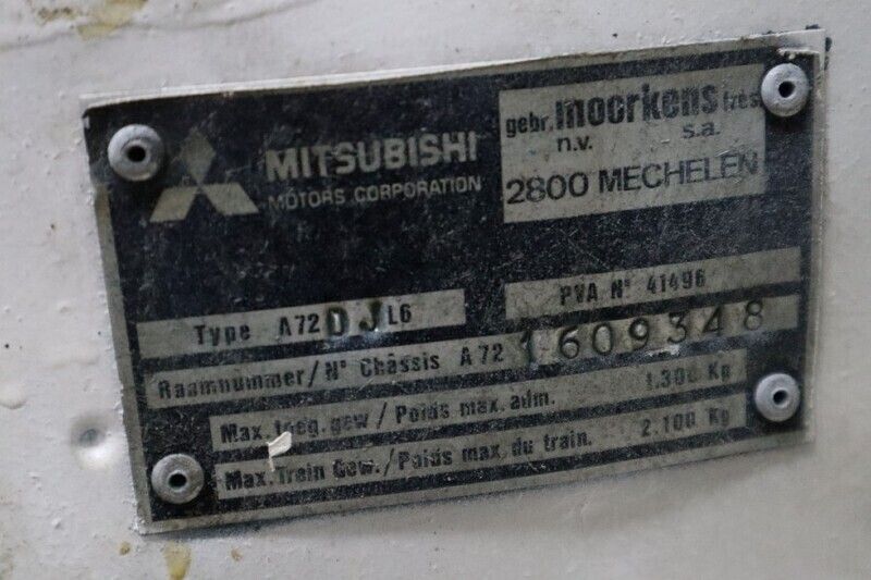 Gebraucht Mitsubishi Lancer 105 PS (77 kW) 1977 Weiß Limousine