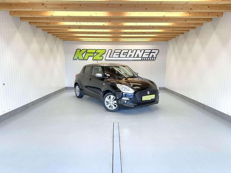 Gebraucht Suzuki Swift 90 PS (66 kW) 2017 Schwarz Kleinwagen