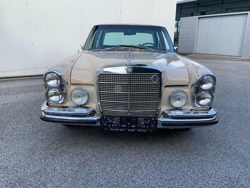 Gebraucht Mercedes 280 159 PS (116 kW) 1968 Limousine