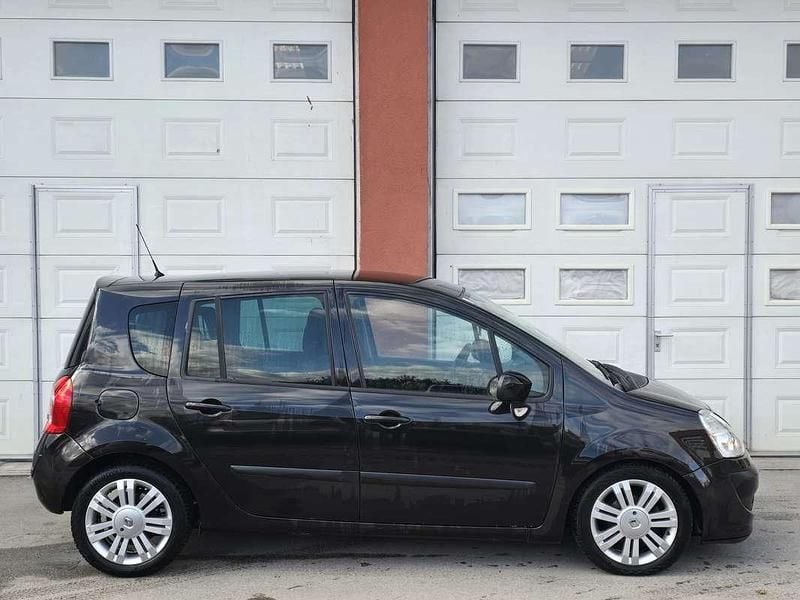 Gebraucht Renault Grand Modus Exception 111 PS (81 kW) 2011 Schwarz Van / Kleinbus