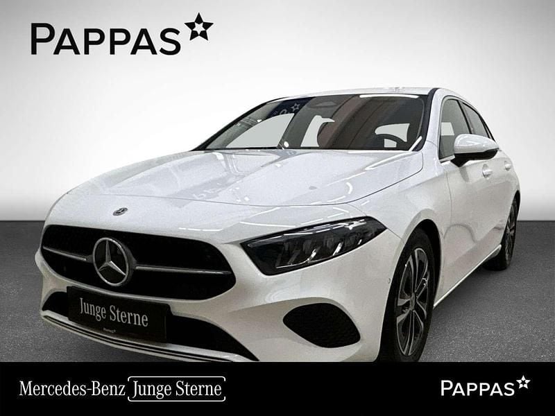 Weiß Gebraucht 2025 Mercedes A180 Edition Kleinwagen | € 34.900 (Fairer Preis) - Bild 1/3