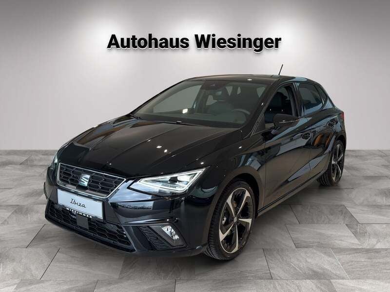 Schwarz metallic Gebraucht 2025 Seat Ibiza FR | € 26.500 - Bild 1/4