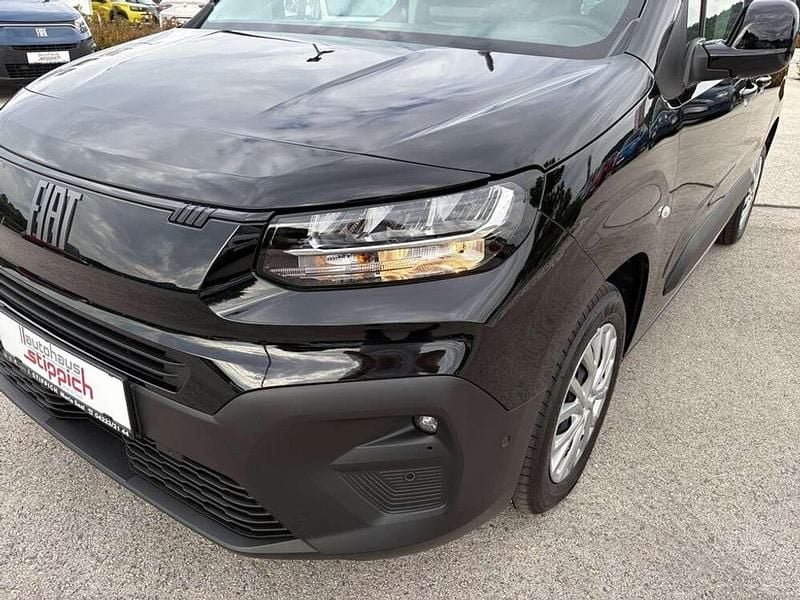 Neu Fiat Doblò S 131 PS (96 kW) 2025 Schwarz Van / Kleinbus