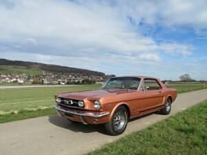 Braun Gebraucht 1966 Ford Mustang Coupé | € 39.354 - Bild 1/4