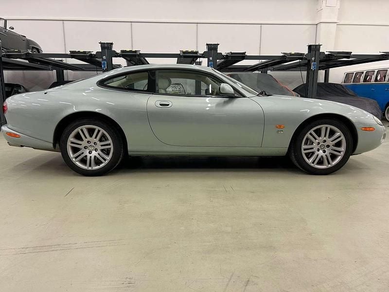 Gebraucht Jaguar XKR 396 PS (291 kW) 2003 Grau Coupé