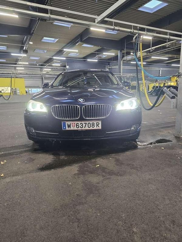 Gebraucht 2012 BMW 520 Limousine | € 13.000 (Fairer Preis) - Bild 1/4