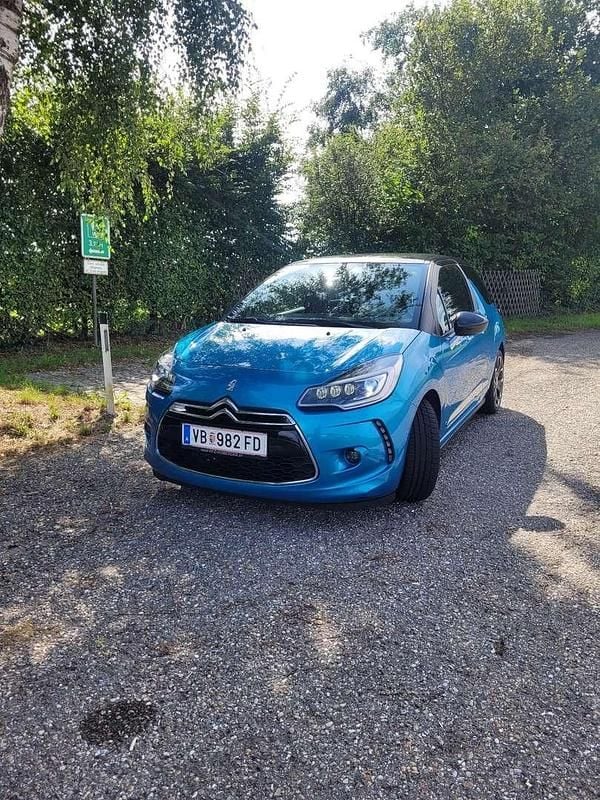 Gebraucht 2016 Citroën DS3 Sport Chic Limousine | € 8.000 - Bild 1/4