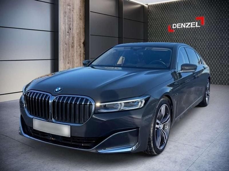 Gebraucht BMW 745 Sport Line 286 PS (210 kW) 2021 Grau Limousine