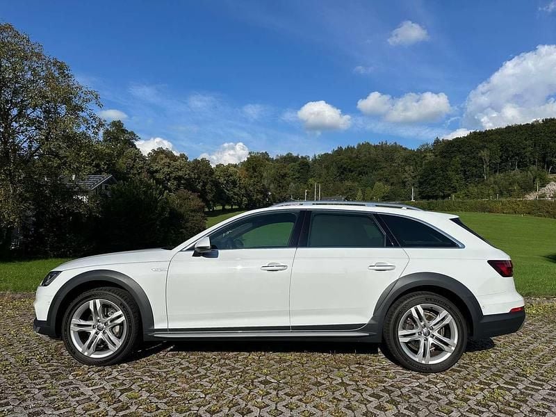 Weiß Gebraucht 2018 Audi A4 Allroad Ambiente Kombi | € 27.990 (Fairer Preis) - Bild 1/4