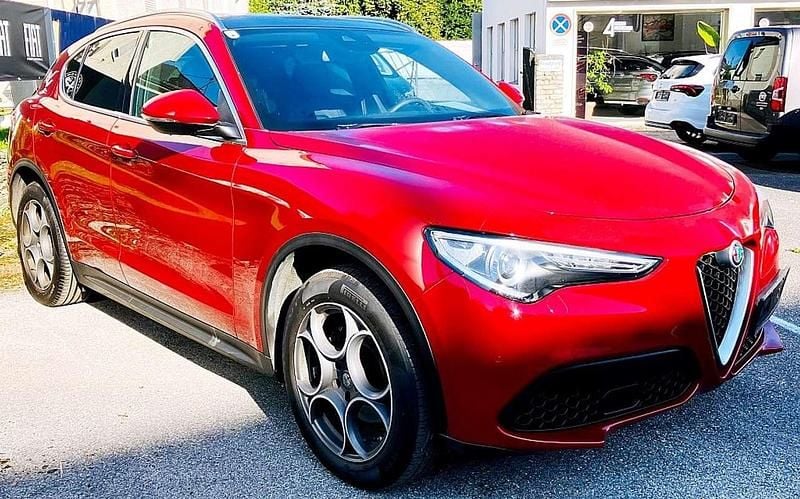 Gebraucht Alfa Romeo Stelvio Super 209 PS (153 kW) 2018 Rot SUV