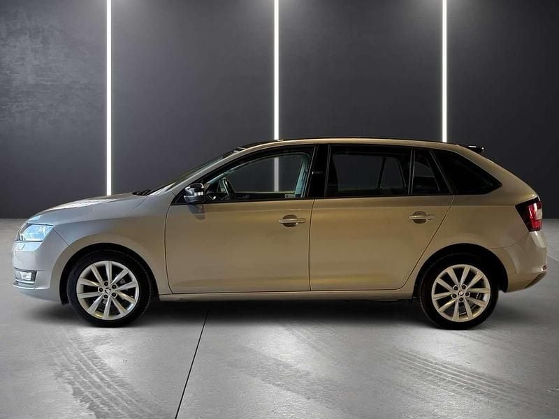 Gebraucht Skoda Rapid Sport 90 PS (66 kW) 2018 Grau Kleinwagen