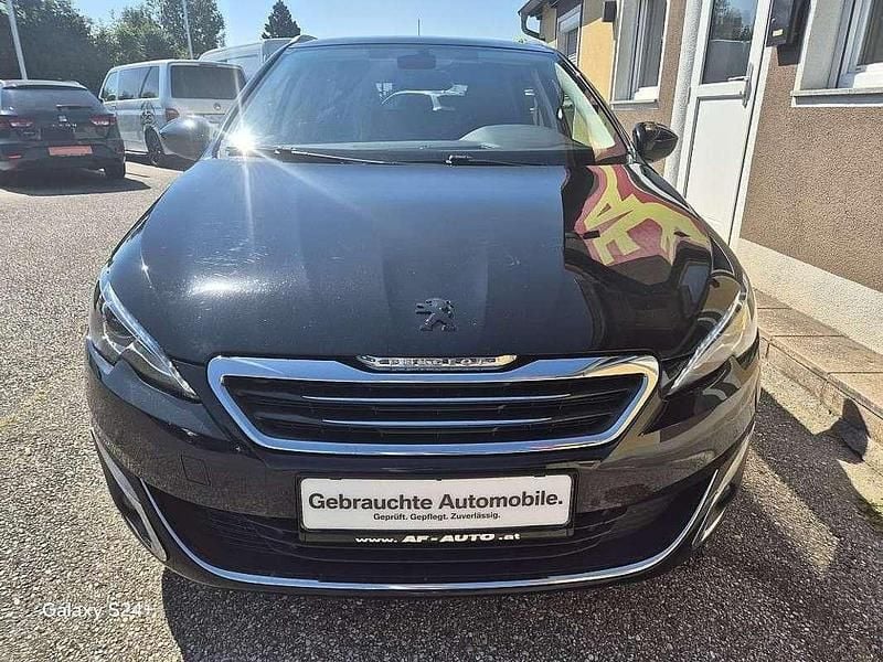 Gebraucht Peugeot 308 SW Allure 150 PS (110 kW) 2017 Schwarz Kombi