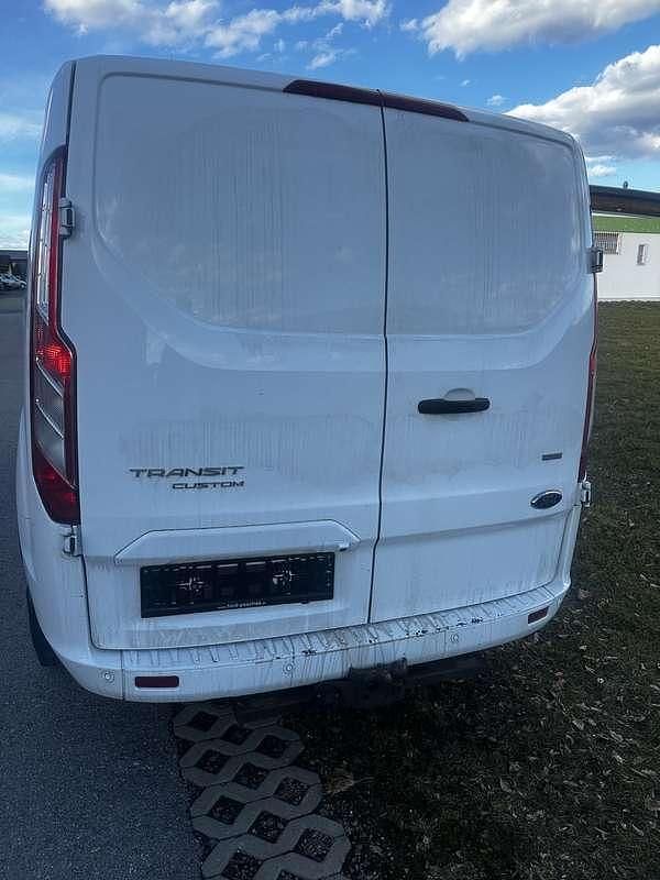 Gebraucht Ford Transit Trend 131 PS (96 kW) 2018 Limousine