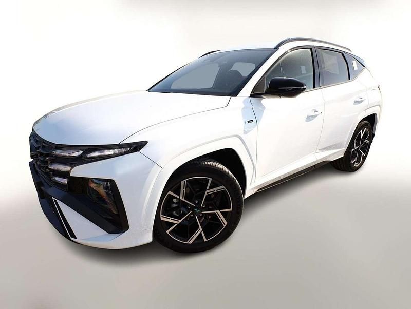 Weiß Neu 2025 Hyundai Tucson N Line SUV | € 35.872 (Etwas zu teuer) - Bild 1/4