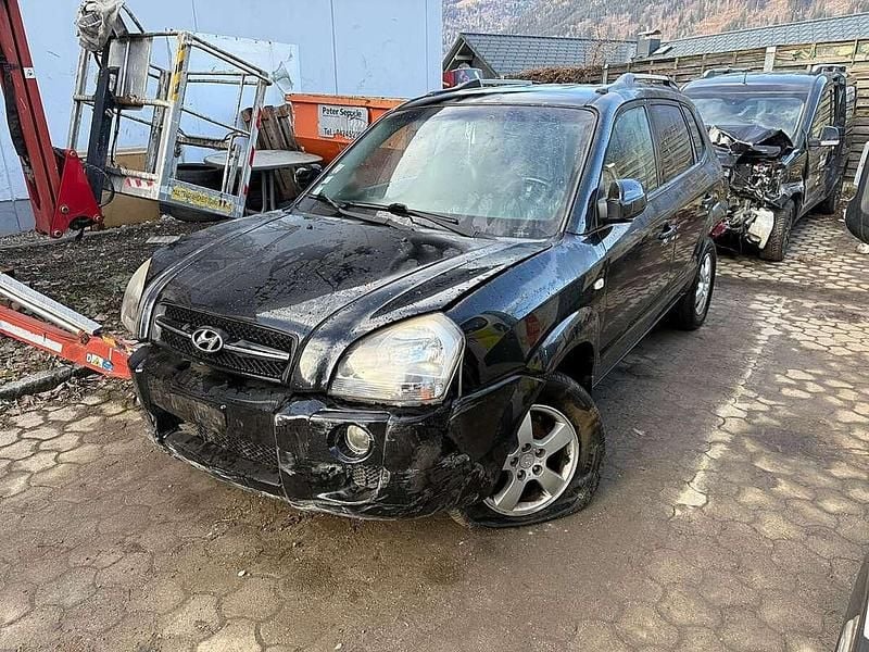 Gebraucht Hyundai Tucson 113 PS (83 kW) 2004 Schwarz SUV
