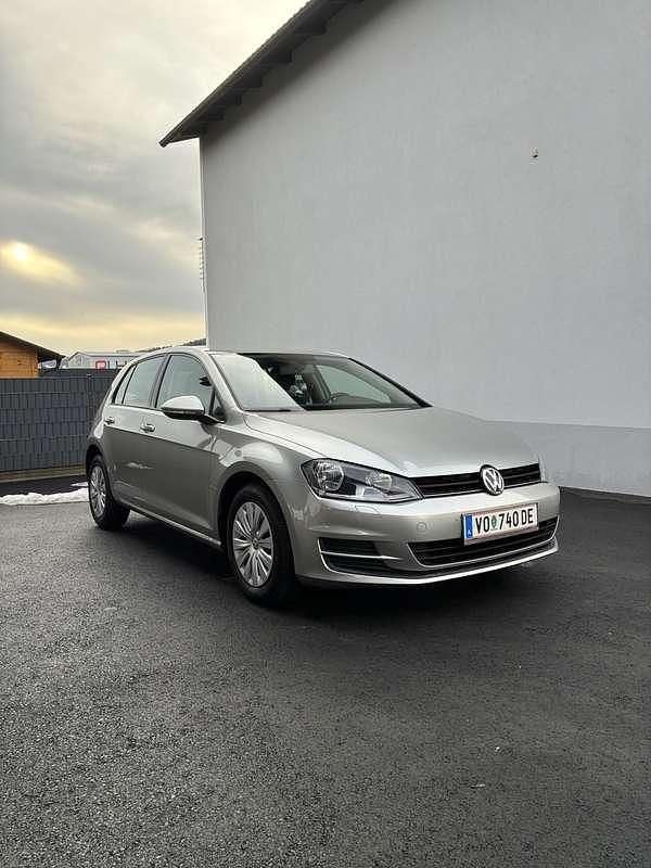 Gebraucht VW Golf VII Trendline 86 PS (63 kW) 2013 Silber Limousine