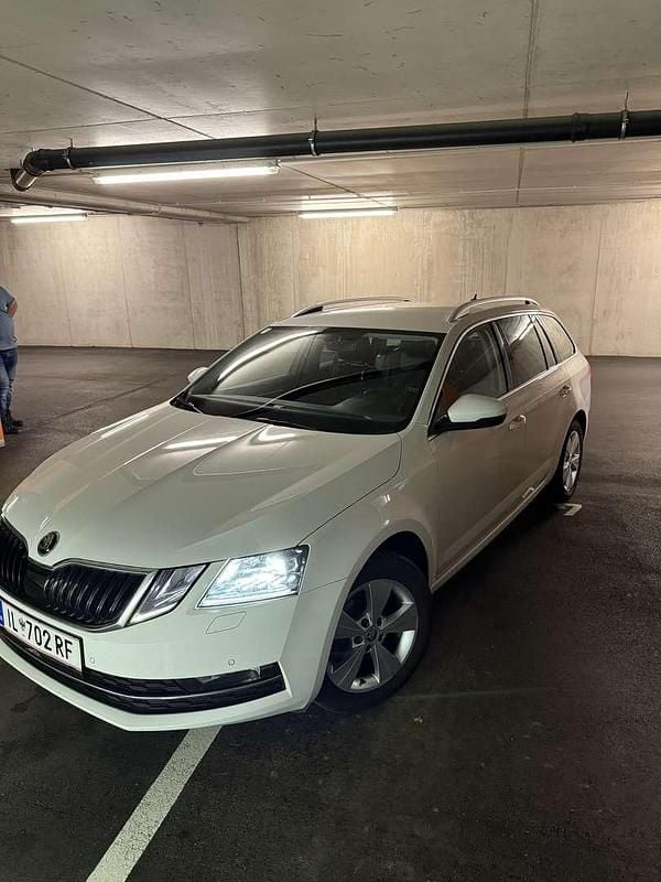 Gebraucht 2019 Skoda Octavia Style Kombi | € 10.900 (Fairer Preis) - Bild 1/4