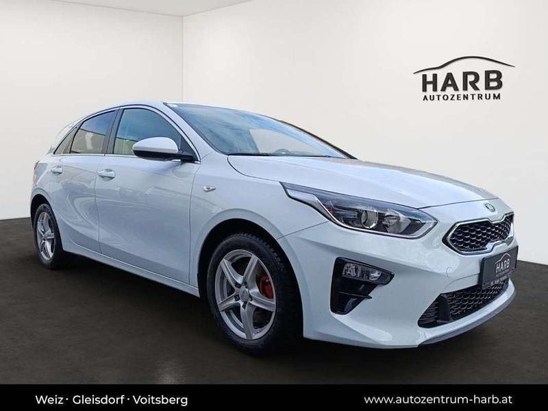 Gebraucht Kia Ceed Sportswagon Silver 140 PS (102 kW) 2020 Weiß Kombi