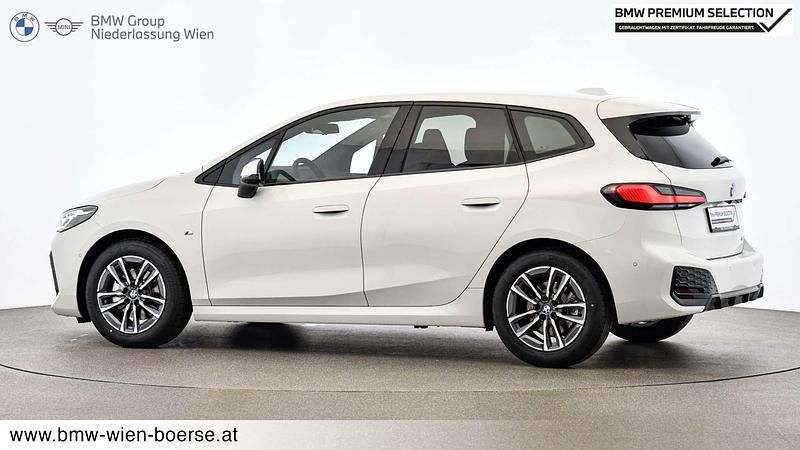 Gebraucht BMW 218 Active Tourer Efficient Dynamics 150 PS (110 kW) 2024 Weiß Van / Kleinbus