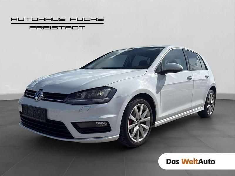 Weiss normal Gebraucht 2015 VW Golf VII Sport Limousine | € 10.900 (Fairer Preis) - Bild 1/4