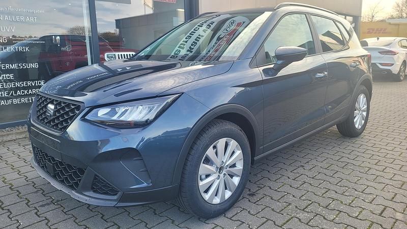 Neu Seat Arona Style 95 PS (69 kW) 2025 Schwarz SUV