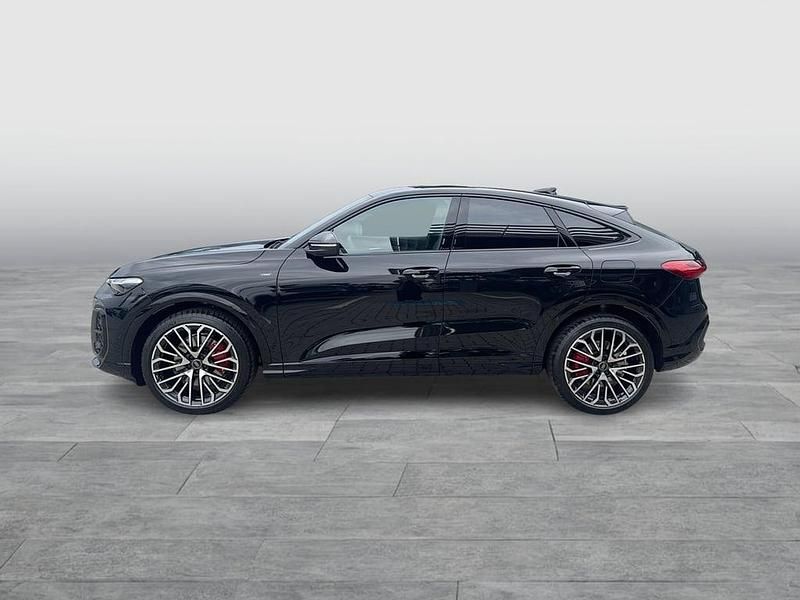 Neu Audi Q5 Sportback 367 PS (269 kW) 2026 Schwarz  metallicperleffektno SUV