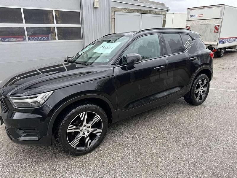 Gebraucht Volvo XC40 R-Design 163 PS (119 kW) 2021 Schwarz SUV