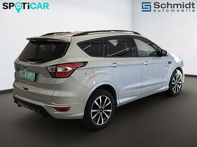 Gebraucht Ford Kuga ST-Line 180 PS (132 kW) 2019 Silber SUV