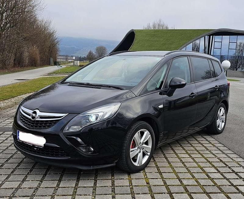 Gebraucht 2015 Opel Zafira Tourer Cosmo Van / Kleinbus | € 12.750 (Etwas zu teuer) - Bild 1/4