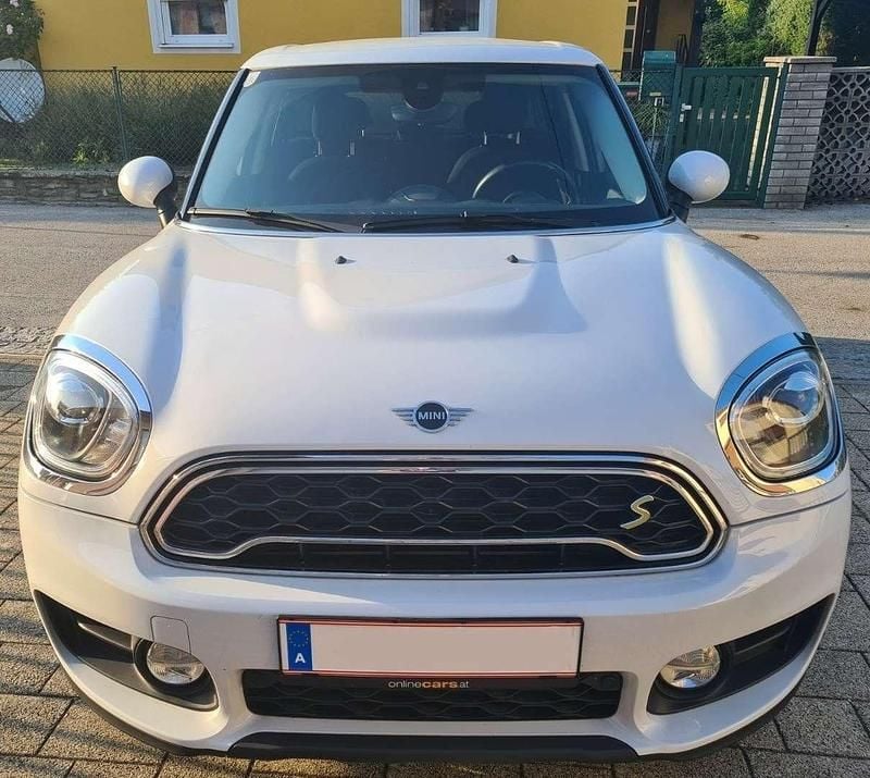 Weiß Gebraucht 2019 Mini Countryman SUV | € 18.500 - Bild 1/4