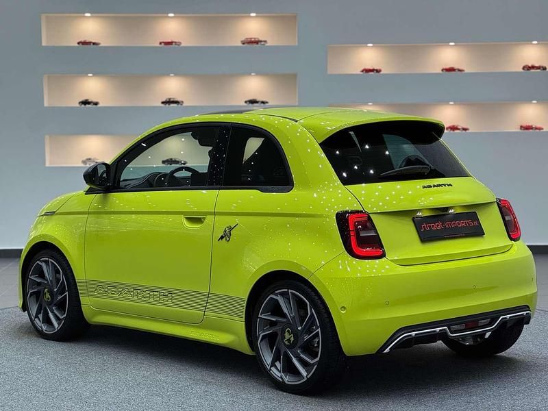 Gebraucht Abarth 500e Scorpionissima 114 kW (155 PS) 2023 Grün Kleinwagen