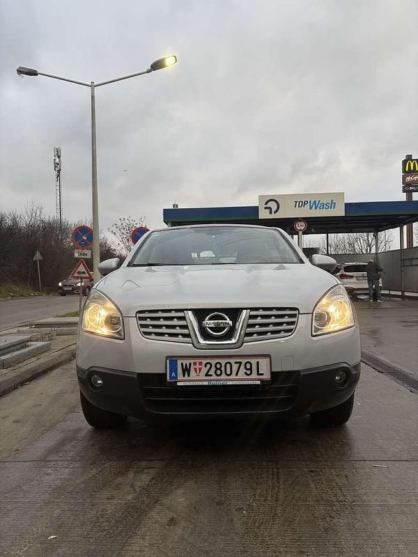 Gebraucht Nissan Qashqai Acenta 103 PS (75 kW) 2010 SUV