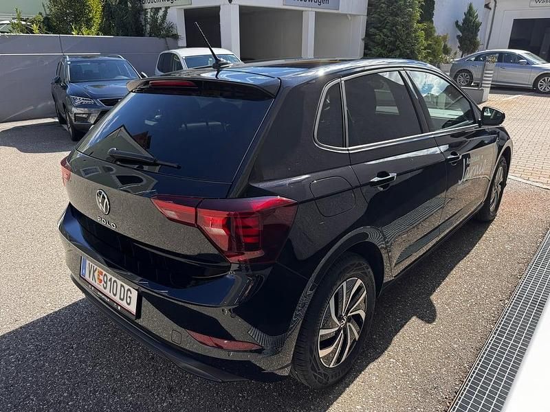 Gebraucht VW Polo 95 PS (69 kW) 2024 Schwarz  metallicperleffektno Limousine