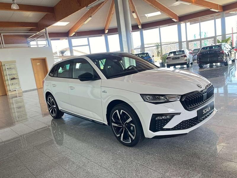 Neu Skoda Scala Monte Carlo 95 PS (69 kW) 2025 Weiss  normal Kleinwagen