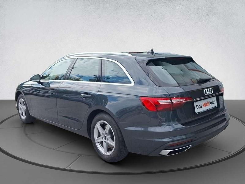 Gebraucht Audi A4 163 PS (119 kW) 2024 Mittelgrau  metallic Kombi
