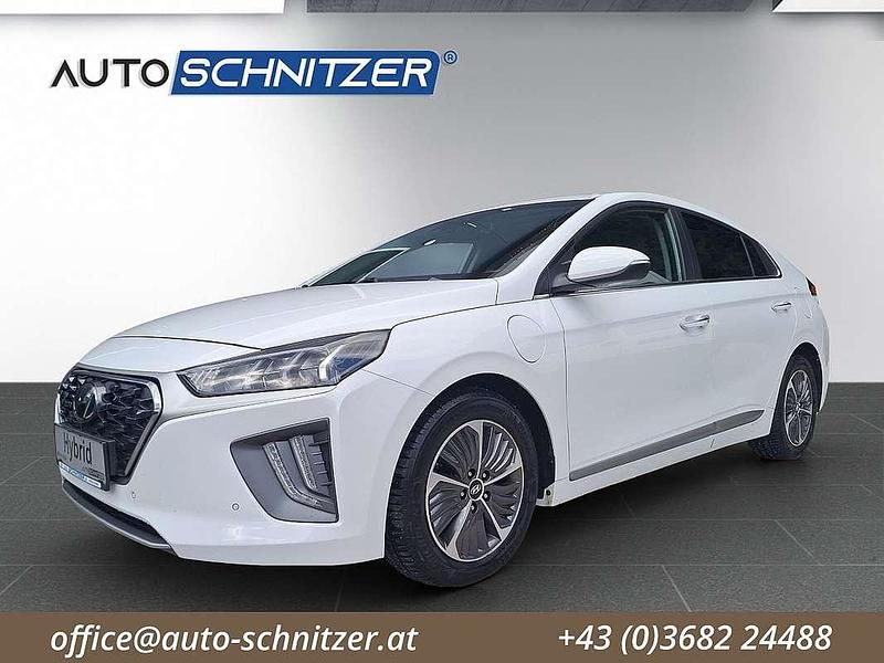 Weiß Gebraucht 2022 Hyundai Ioniq Kleinwagen | € 21.990 (Etwas zu teuer) - Bild 1/4